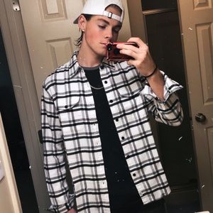 Meet your Posher, Chris